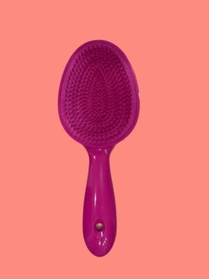 Rubber scalp scrubber
